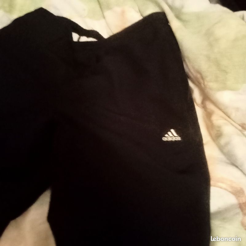 Vendre jogging femme (image 2)