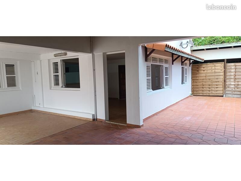 Appartement 3 pièces 90 m² · à Schoelcher · 90 m² · 1 280 €/mois