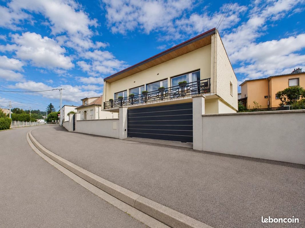 Maison 10 pièces 189 m² · à Villerupt · 189 m² · 390 000 €