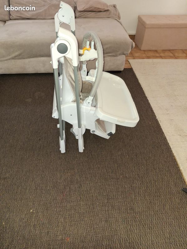 Chaise haute (image 2)