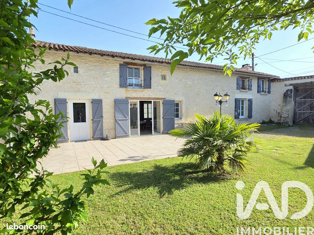 Maison 5 pièces 132 m² · à Chabournay · 132 m² · 260 000 €