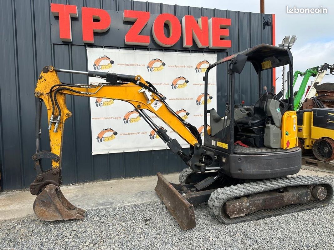 Bobcat E26 à 18 500  HT (image 11)