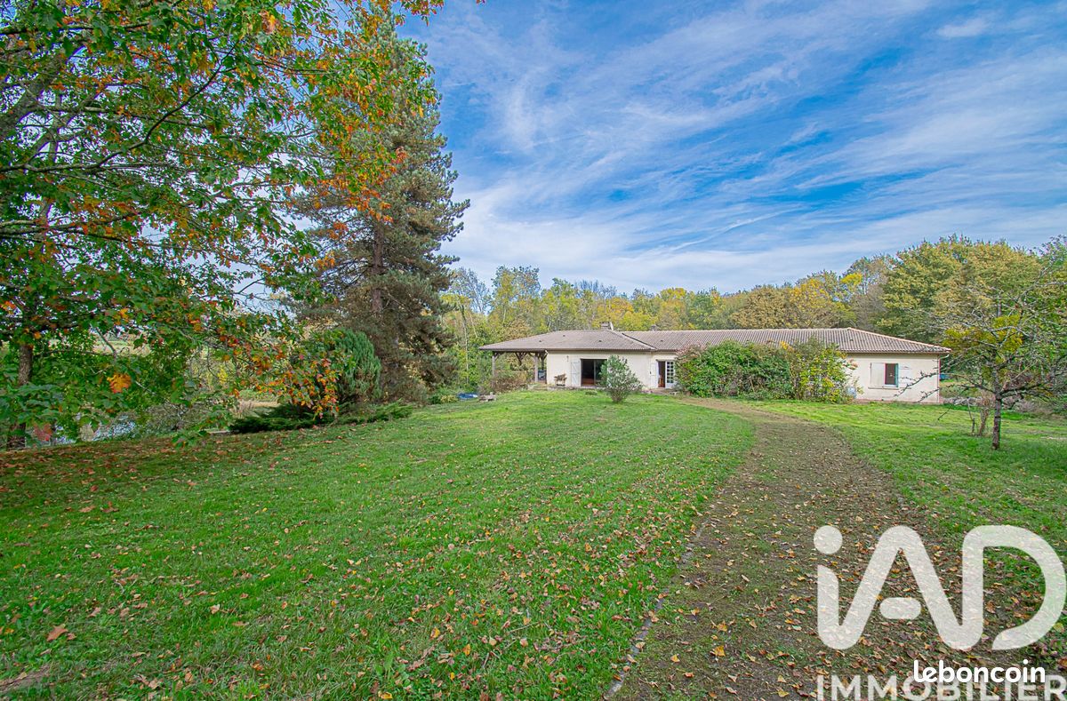 Maison 10 pièces 278 m² · à Créon · 278 m² · 480 000 €