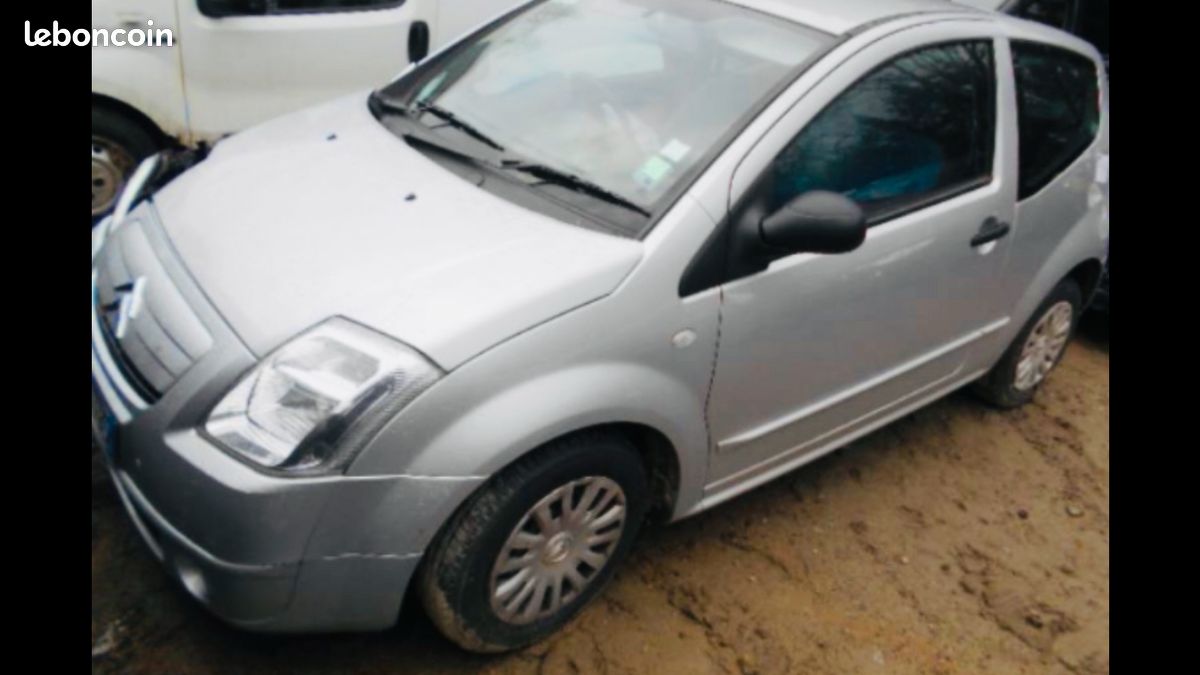 Vitre avant de Citroën C2 - Équipement auto