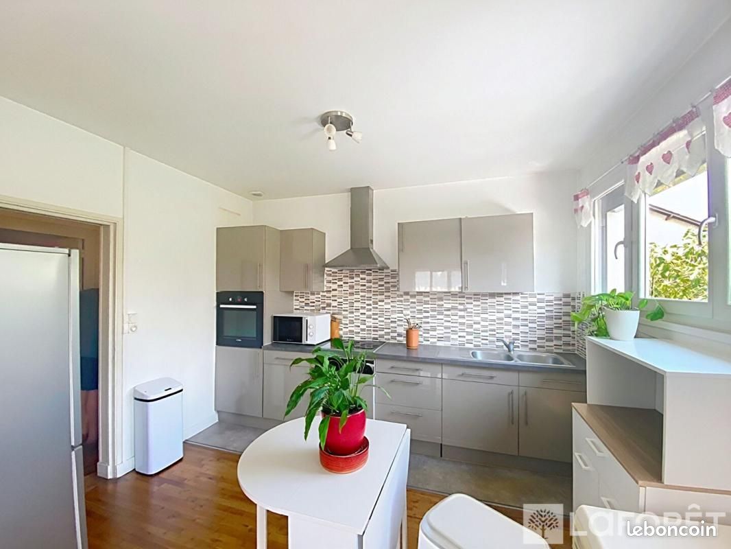 Appartement 3 pièces 71 m² · à Périgueux · 71 m² · 905 €
