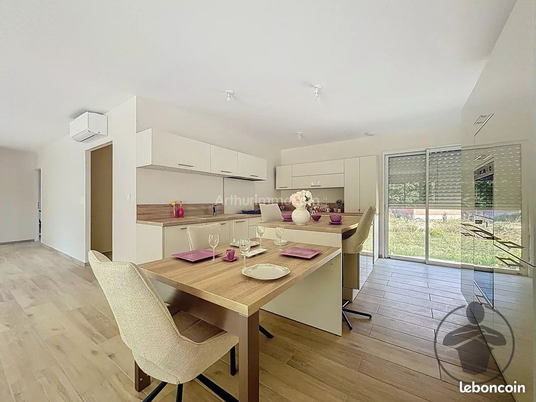 Maison 4 pièces 123 m² · à Vélines · 123 m² · 350 000 €