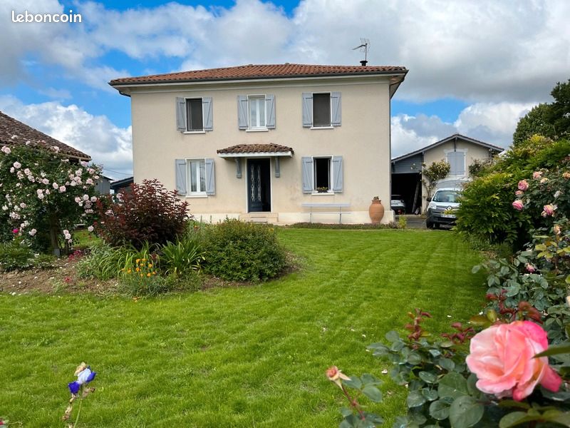 Maison 6 pièces 138 m² · à Bergouey · 138 m² · 290 000 €