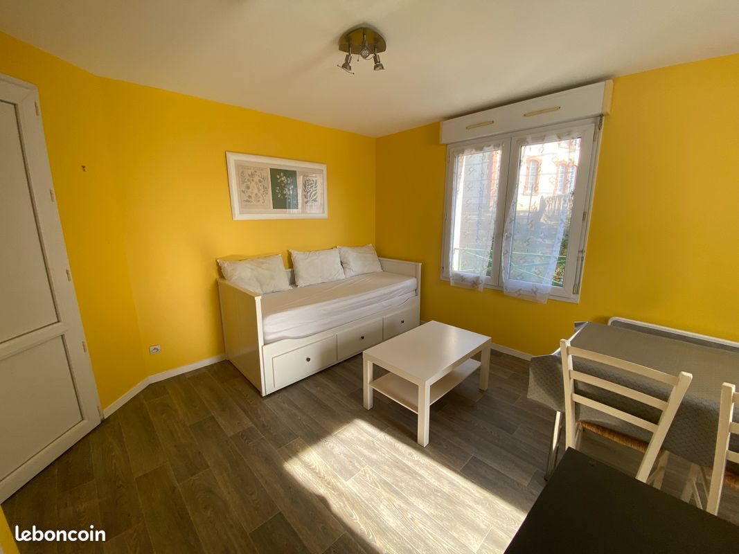 Appartement 1 pièce 19 m² · à Saint-Lô · 19 m² · 350 €