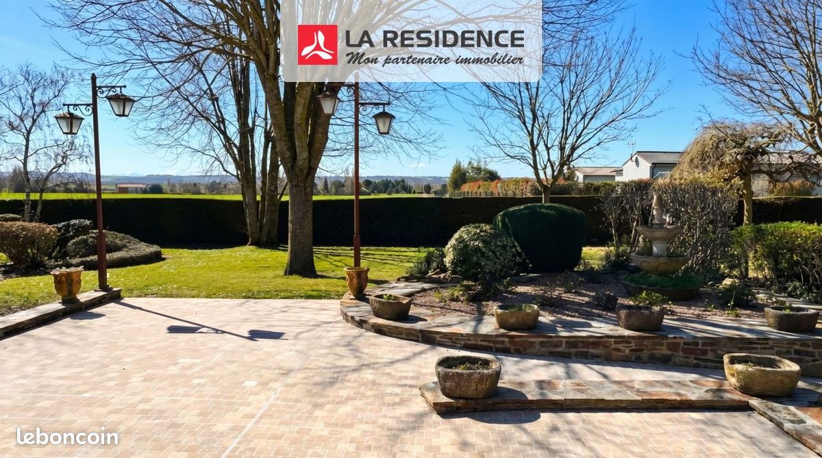 Maison 6 pièces 184 m² · à Labastide-d'Anjou · 184 m² · 378 000 €