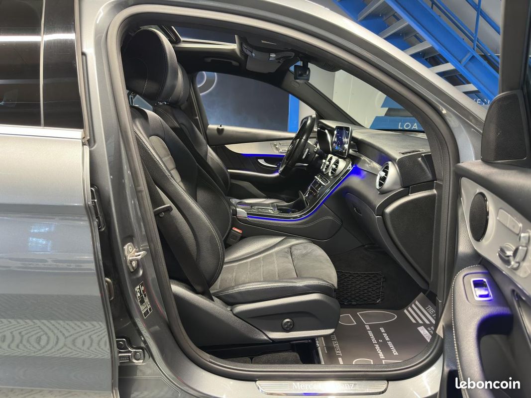 MERCEDES-BENZ GLC COUPE 2.0 300 D 245 AMG LINE 9G-Tronic (image 15)