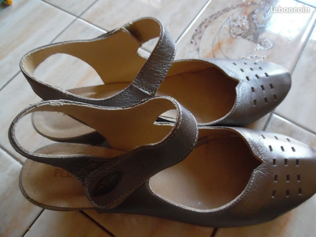 CHAUSSURES FEMME P.39 PEDICONFORT NEUVES (lio1212) (image 3)