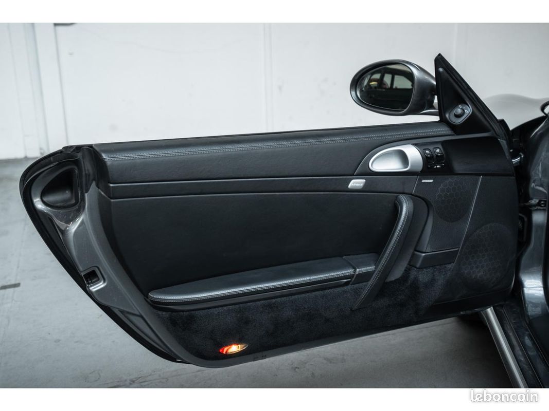 PORSCHE 911 997.2 Carrera 4S Cabriolet *Entretien 100% Porsche Rouen / 2ème main (image 42)