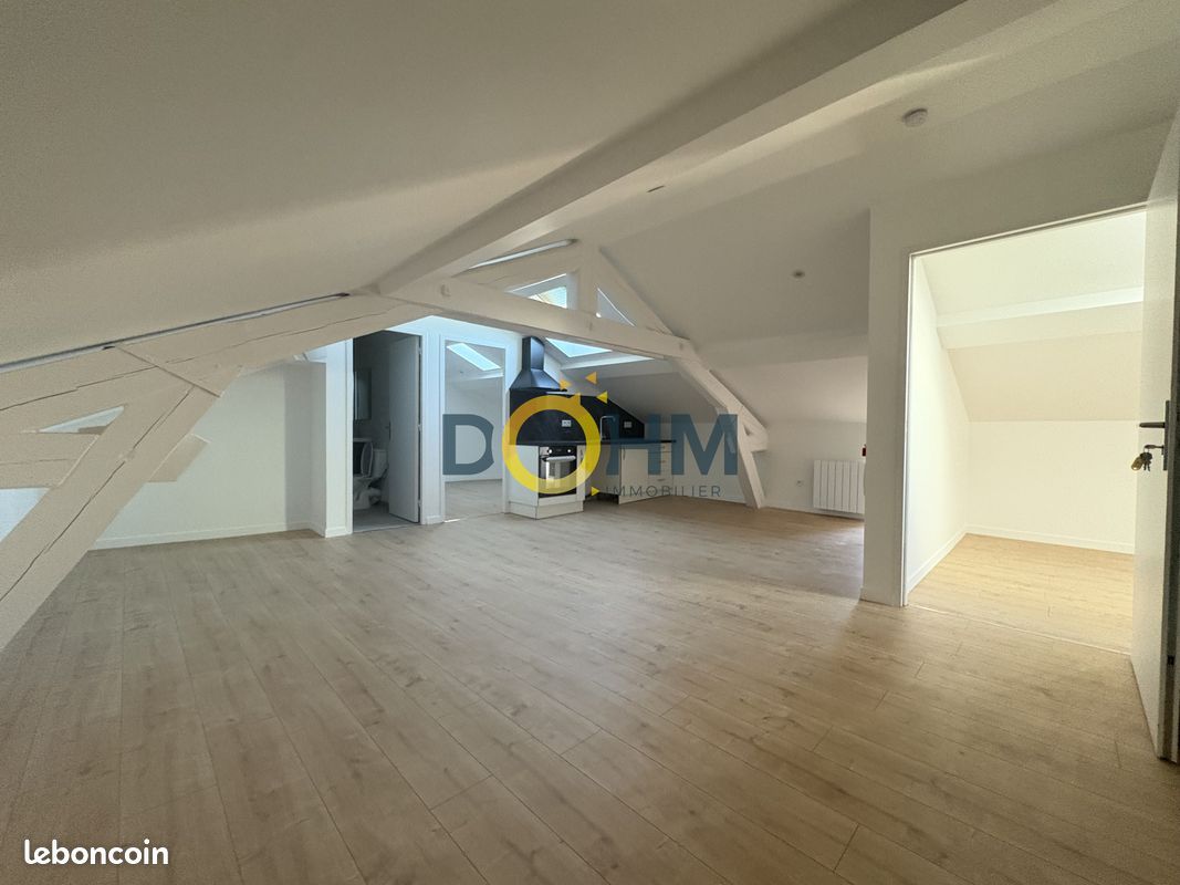 Appartement 2 pièces 27 m² · au Chambon-Feugerolles · 27 m² · 450 €/mois