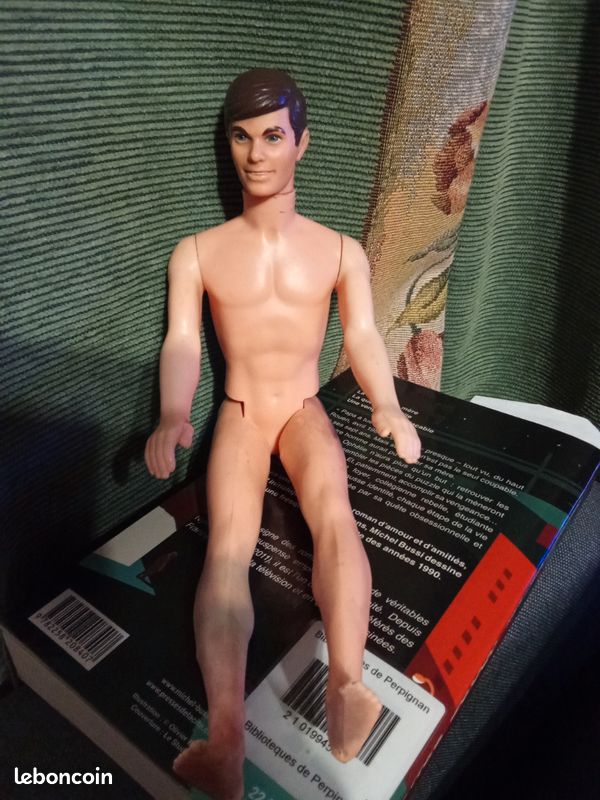 Ken mannequin Barbie (image 1)