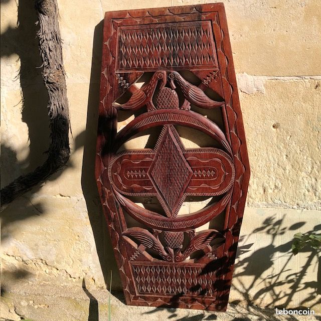 Panneau en bois massif, sculpté (image 1)