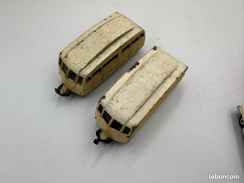 DINKY TOYS REF 811 CARAVANE vintage EUR 10,50 - FR