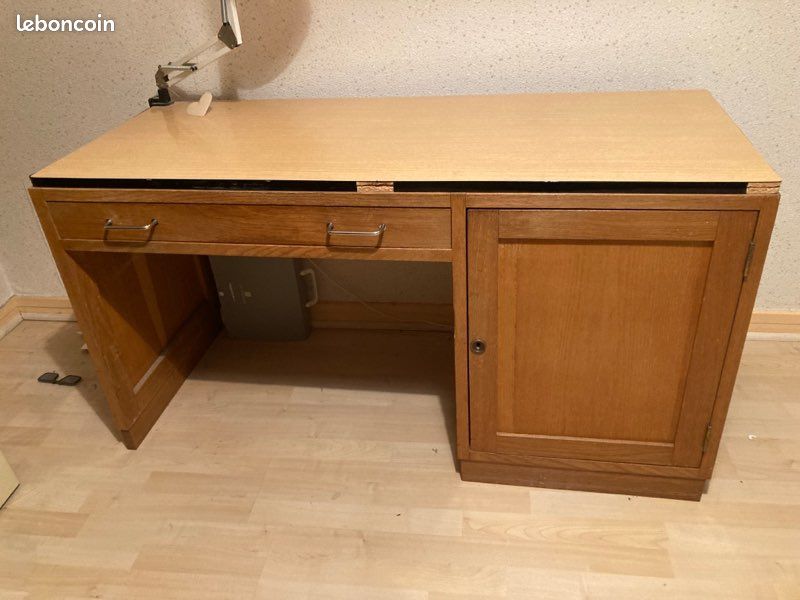 Bureau vintage en bois (image 1)