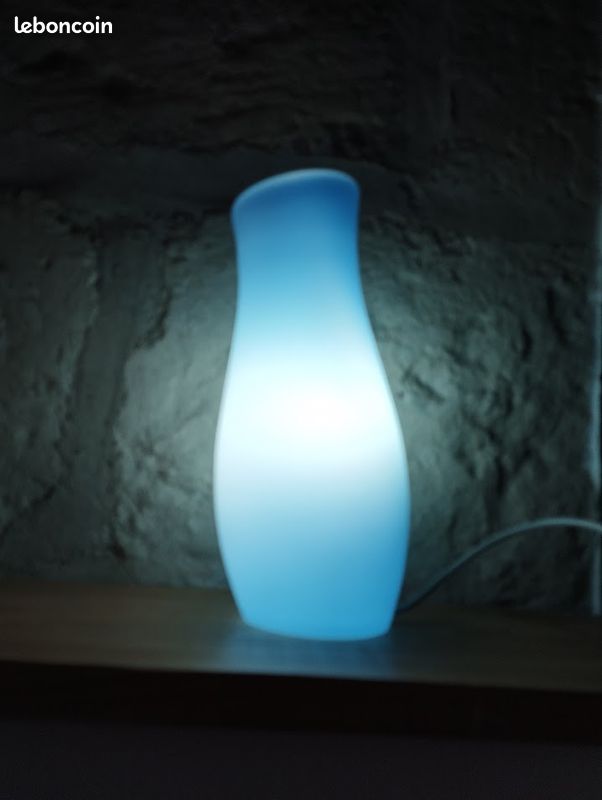 Lampe mylonit bleue ikea