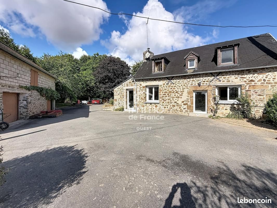 Maison 6 pièces 111 m² · à Saint-Georges-Buttavent · 111 m² · 138 100 €