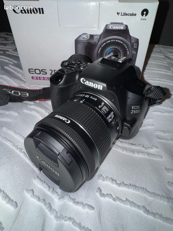 Appareil photo reflex numérique Canon EOS 250D avec Burundi