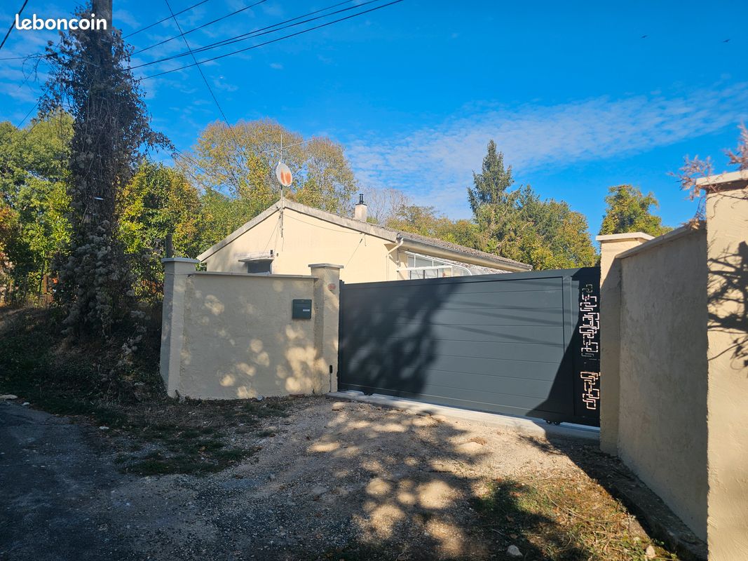 Maison 6 pièces 99 m² · à Chalautre-la-Grande · 99 m² · 210 000 €