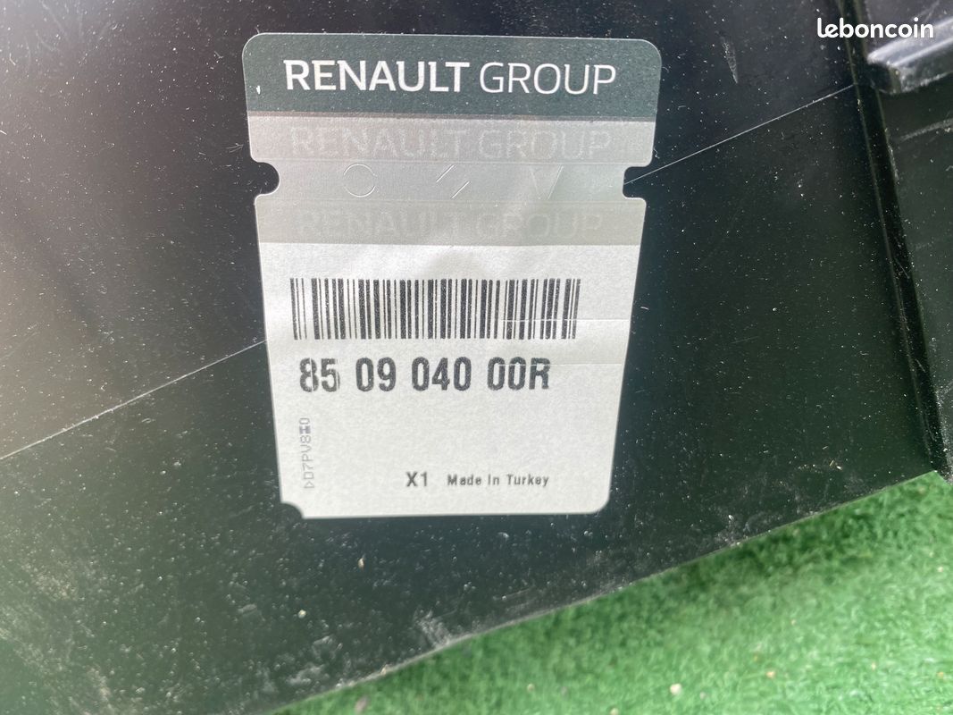 Renfort pare choc arrière Clio 5 neuf d origine (image 2)