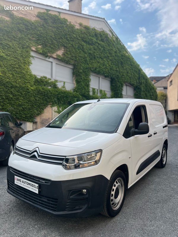 Citroën Berlingo 1.6 BlueHdi 100 Driver (image 3)