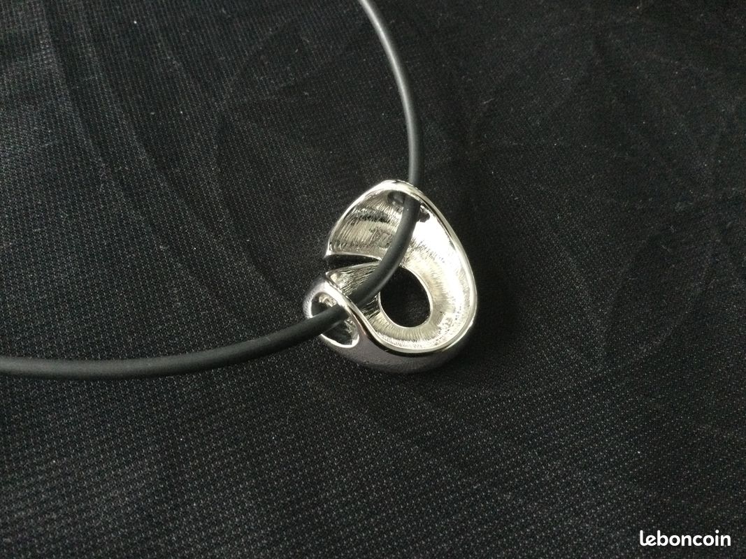 Pendentif Création Pierre Lang En Alliage Argenté - Bijou Fantaisie Occasion Bon état