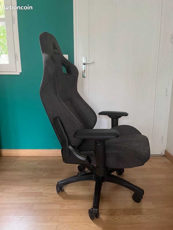 Fauteuil Gaming Corsair T3 Rush – 50 (à venir chercher) (image 3)