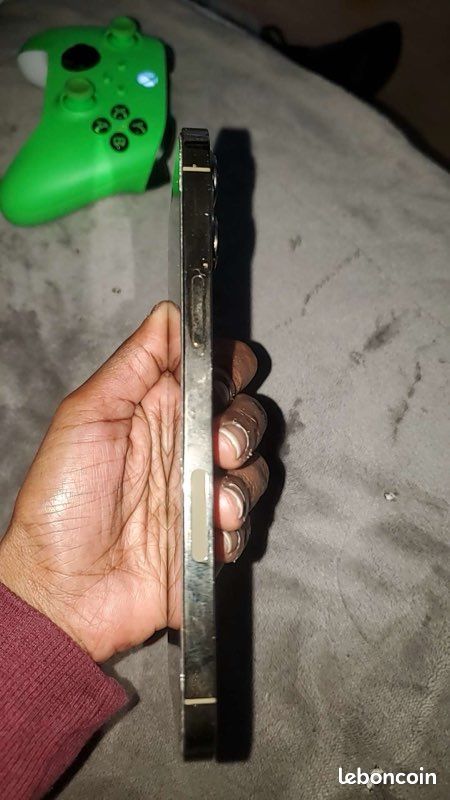 Vente IPhone 12 Pro Max Urgent (image 3)