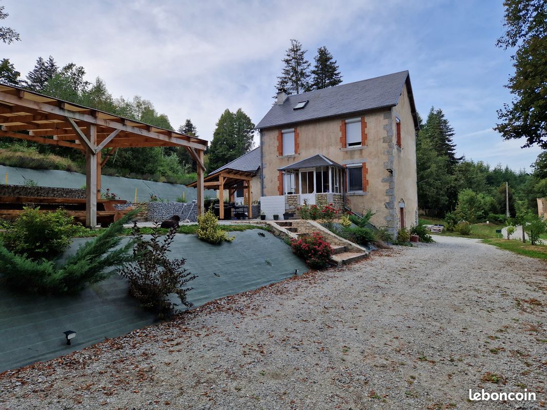 Maison 5 pièces 120 m² · à Mainsat · 120 m² · 259 000 €