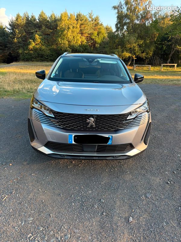 Peugeot 3008 HYBRID 225ch Roadtrip e-EAT8 (image 1)