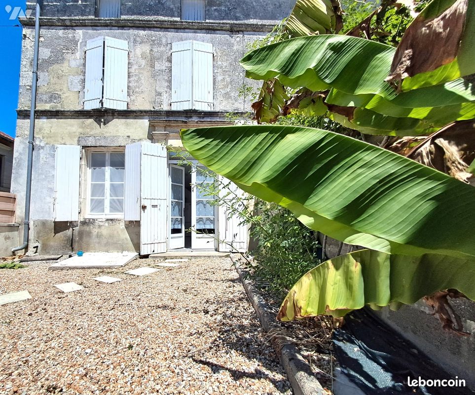 Maison 3 pièces 63 m² · à Louzignac · 63 m² · 86 000 €