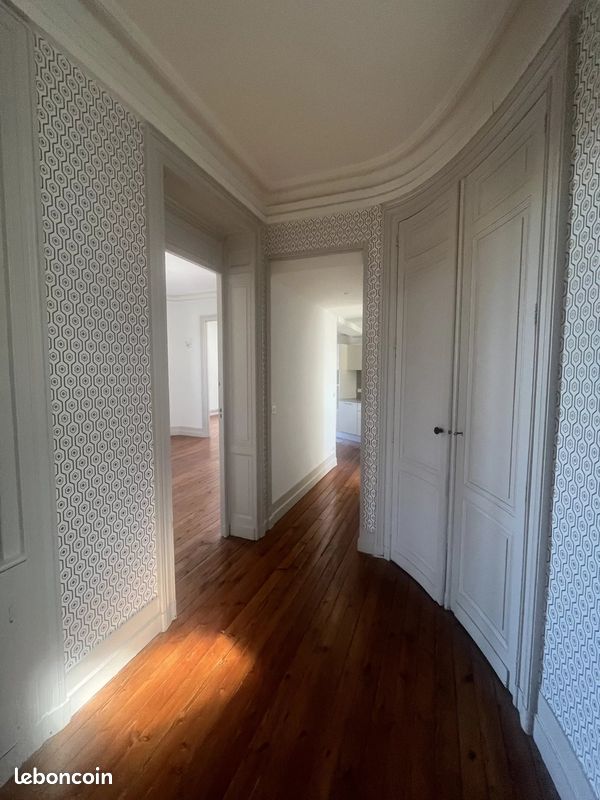 Appartement 3 pièces 118 m² · à Bordeaux · 118 m² · 1 650 €/mois
