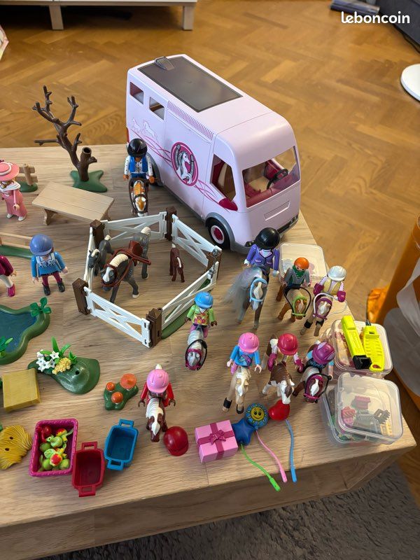 Lot Playmobil Country (dont Poney club + extension) (image 4)