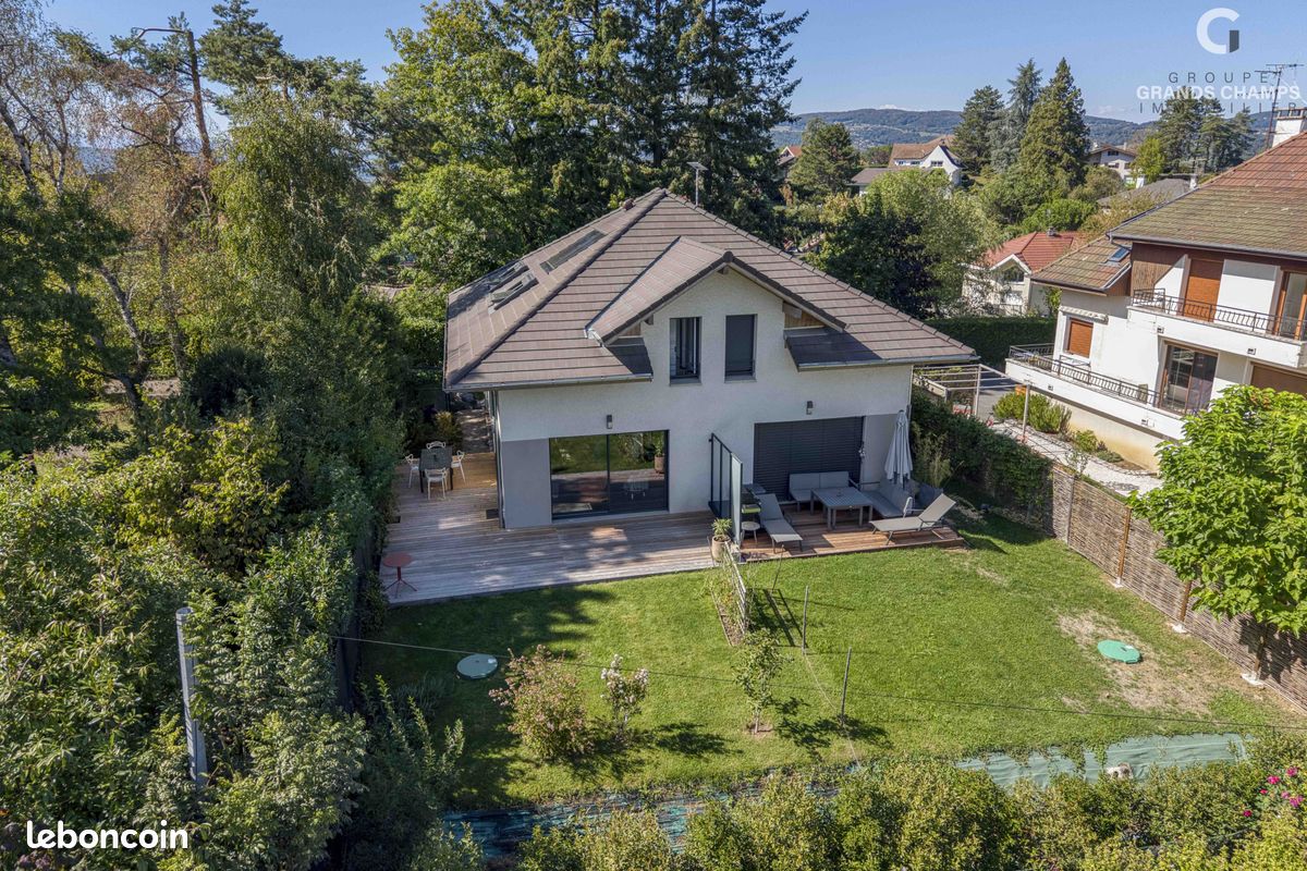 Appartement 4 pièces 85 m² · à Annecy · 85 m² · 980 000 €