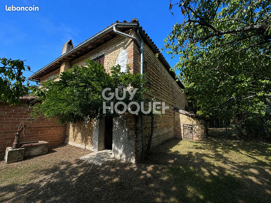 Maison 2 pièces 447 m² · à Fronton · 447 m² · 190 000 €