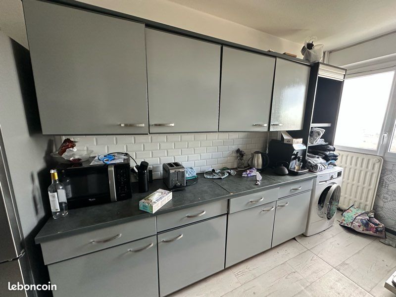 Urgent meubles de cuisine (image 1)