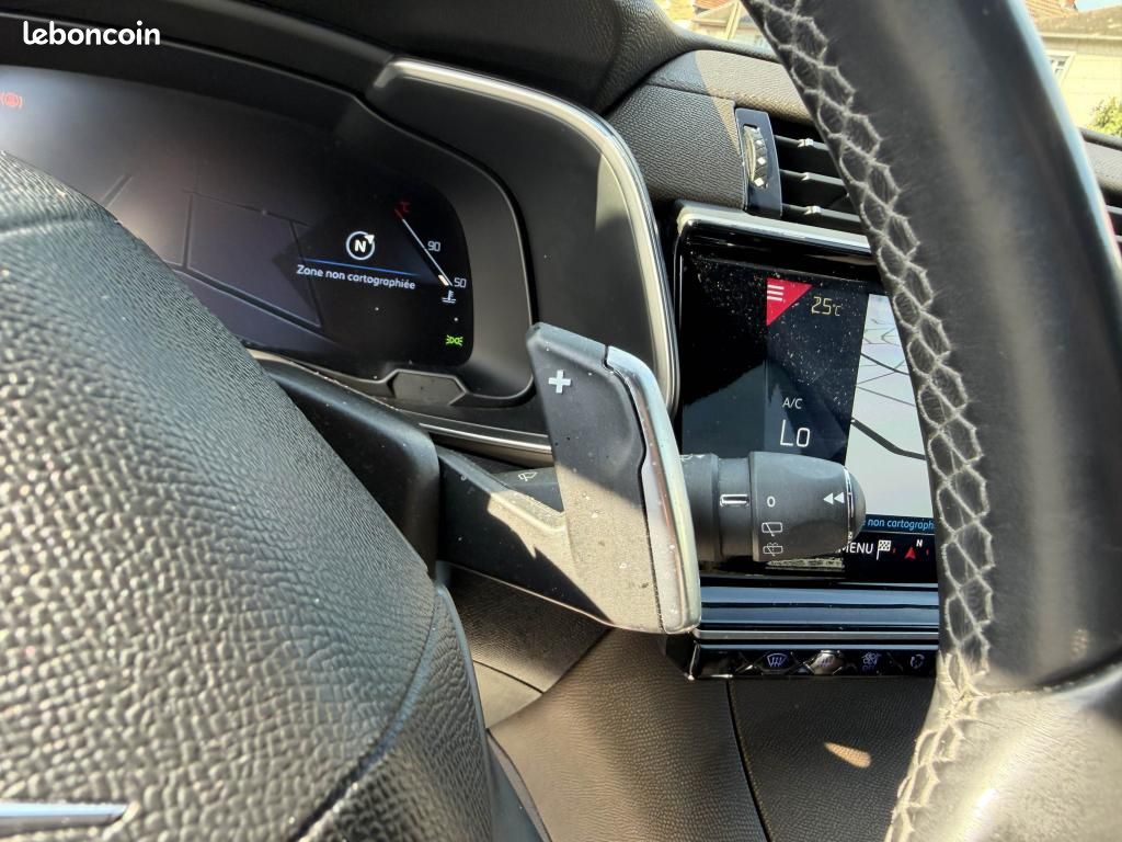 DS DS 7 CROSSBACK 1.6 PureTech - 225 Bva So Chic gps + clim + Radar AR (image 26)