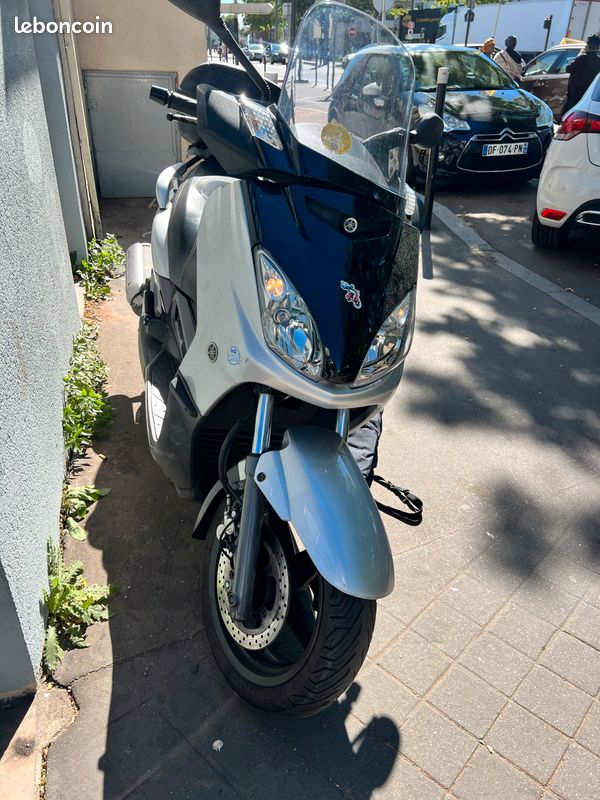 yamaha 125cc xmax