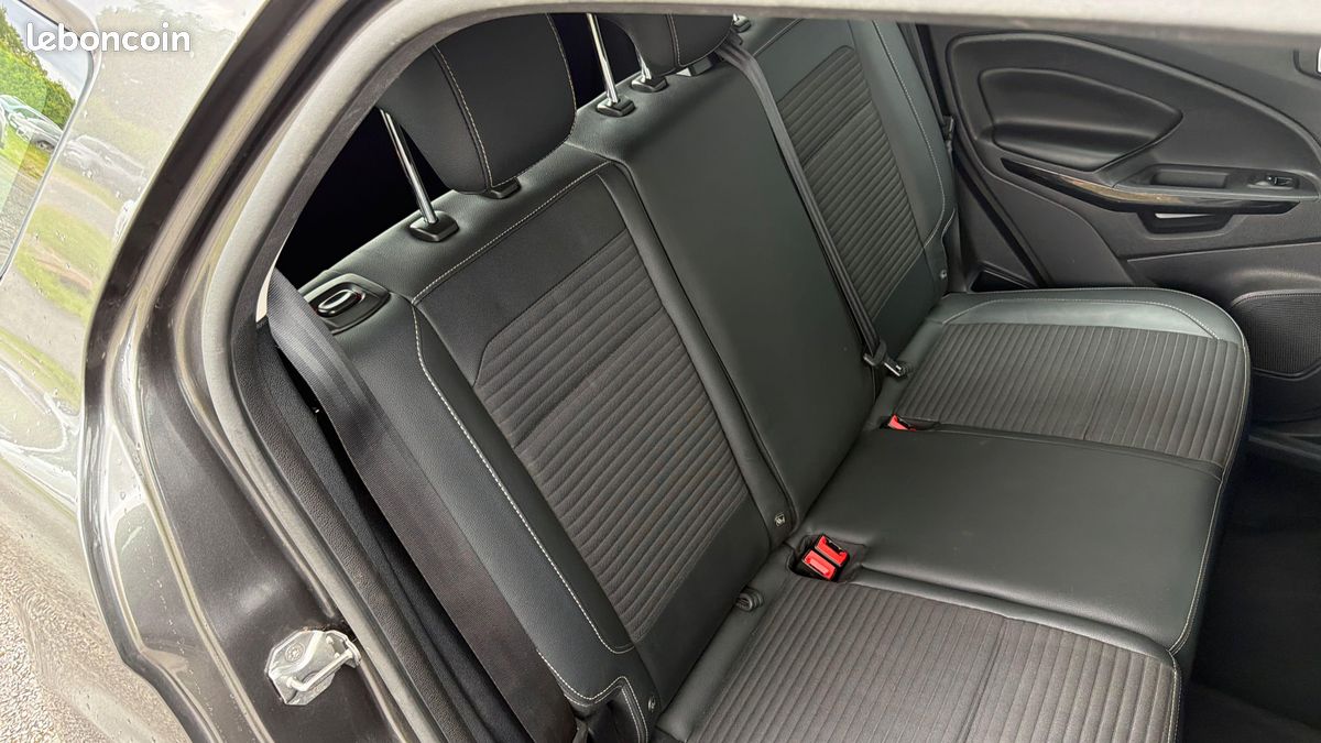 FORD EcoSport 1.0 EcoBoost 125ch S&S BVM6 Titanium (image 25)