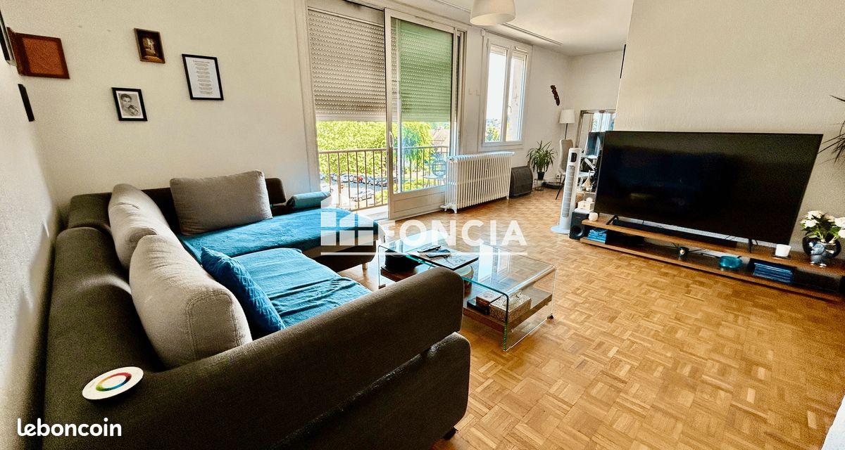 Appartement 3 pièces 75 m² · à Ferney-Voltaire · 75 m² · 320 000 €