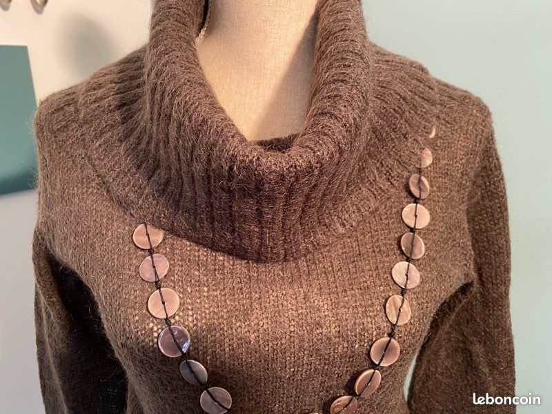 Magnifique pull long col boule coloris noisette taille XS (image 8)