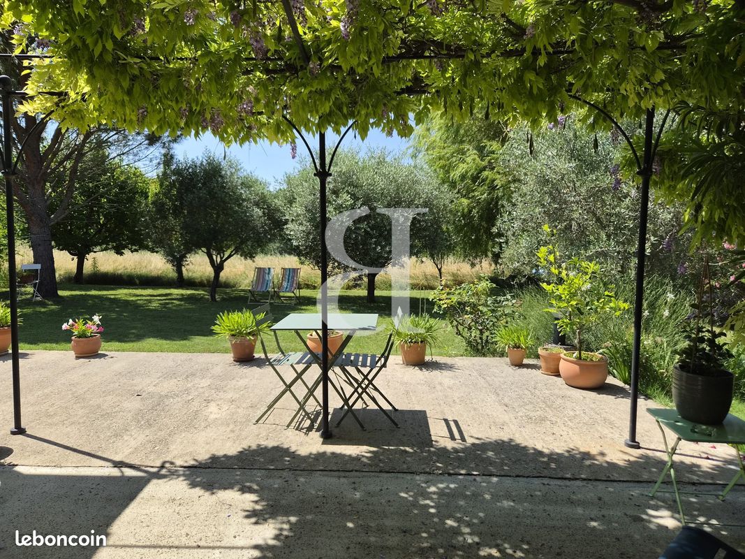 Maison 4 pièces 103 m² · à Sainte-Cécile-les-Vignes · 103 m² · 315 000 €