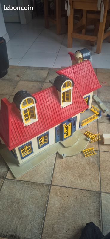 Grande maison playmobil (image 6)