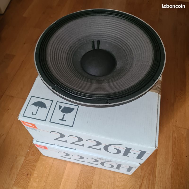 776943_6