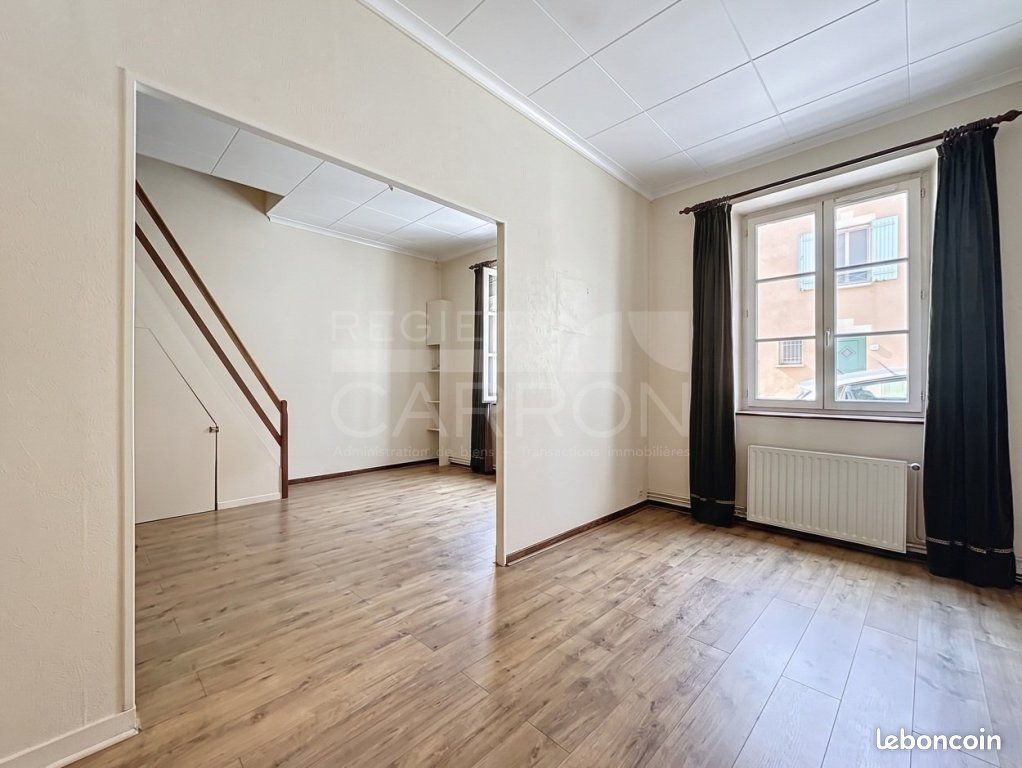 Appartement 3 pièces 73 m² · à Lyon · 73 m² · 240 000 €