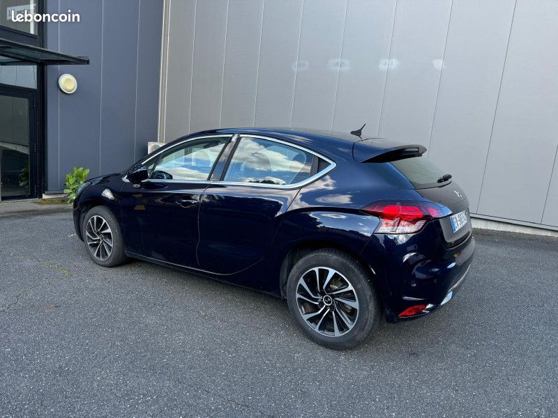 Ds DS 4 BLUEHDI 120CH SO CHIC S&S BV6 / GPS / CAMERA (image 2)