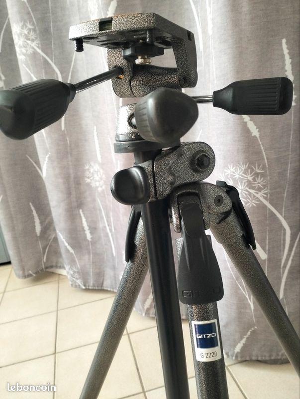 Trépied Gitzo G2220 (image 2)