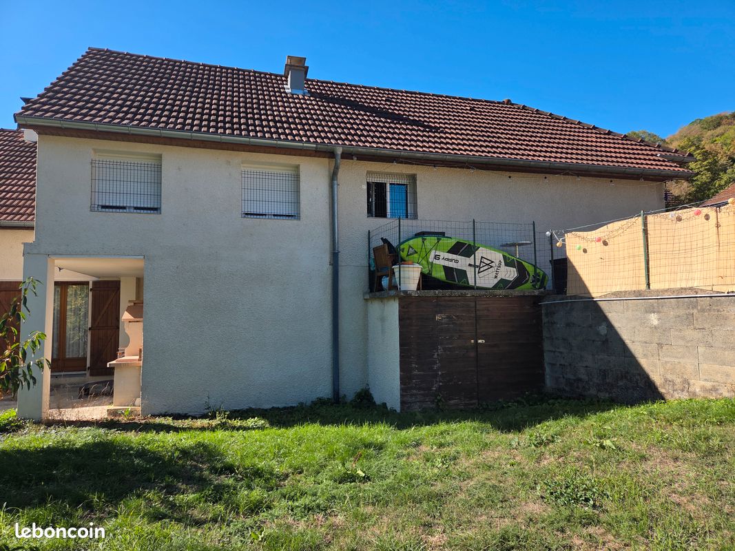 Maison 4 pièces 100 m² · à Besançon · 100 m² · 860 €/mois